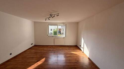 576 Schlafzimmer 1 - 3 Zimmer Etagenwohnung zum Kaufen in Neuhausen auf den Fildern