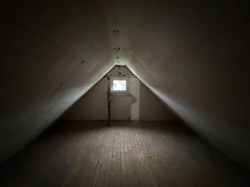 576 Bühne Abstellraum - 