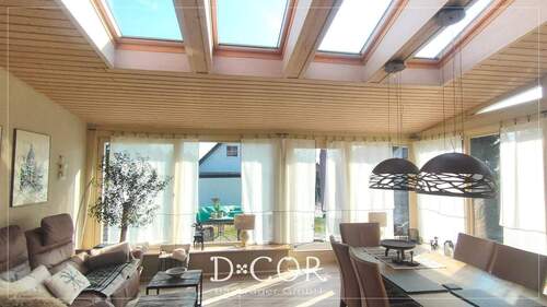 Wintergarten, Blick in Richtung Garten - 