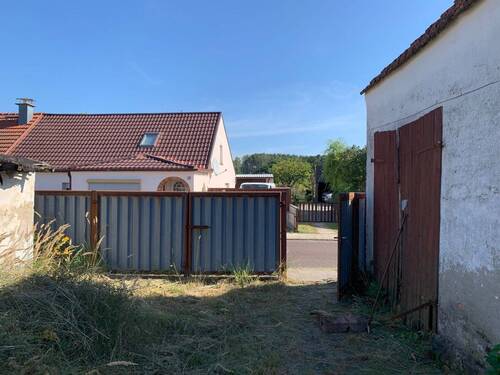 Toreinfahrt - Mehrfamilienhaus, Wohnhaus mit 70,00 m² in Kloster Lehnin zum Kaufen