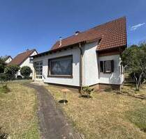 KL-OstNähe PRE-Park -Freistehendes Einfamilienhaus mit Garage und sehr schönem Eigentumsgrundstück - Kaiserslautern Innenstadt