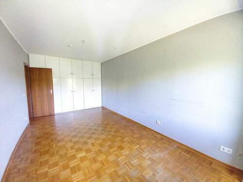 Elternschlafzimmer mit Einbauschrank - 