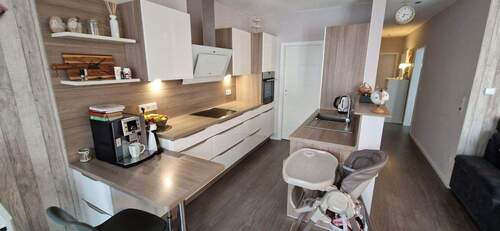 Küche, mit Abstellraum hinten - 