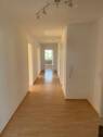 1. OG Flur Wohnung - 