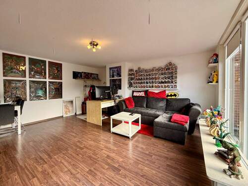 Wohnzimmer - 2 Zimmer Etagenwohnung zum Kaufen in Hamburg