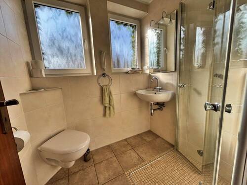 Duschbad im Erdgeschoss - 