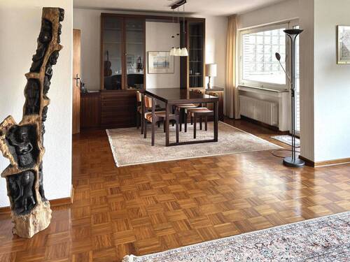 angrenzender Essbereich - 