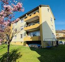 Modernisierte 3,5-Zimmer-Wohnung mit 2 Balkonen - Allensbach