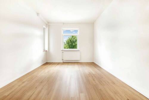 Bild 3 - 6 Zimmer Reihenmittelhaus in Bremen