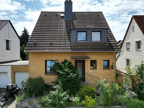 Außenansicht - 4 Zimmer Einfamilienhaus in Braunschweig