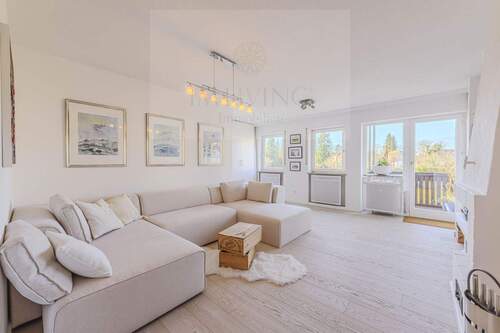 Bild 1 - IHR RÜCKZUGSORT IM WESTPARK - STILVOLLE LUXUSWOHNUNG MIT KAMIN & WELLNESSBAD