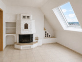 Kamin.png - Lichtdurchflutete Dachgeschosswohnung mit Kamin, Loggia und TG-Stellplatz