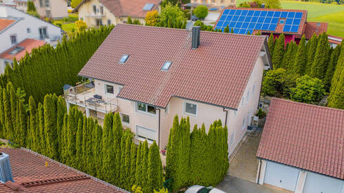 Außenansicht - Ruderting: Mehrfamilienhaus mit 3 Einheiten, 24.000 € Jahreskaltmiete & 75 Jahren Erbpacht