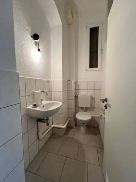 neu (4) - 