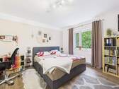 Schlafzimmer - Investieren in Iserlohn: 3-Zimmer-Wohnung in ruhiger Lage!