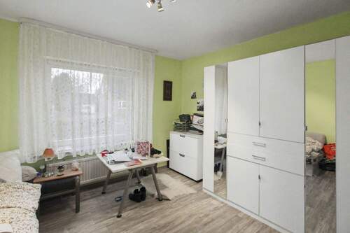 Schlafzimmer EG - 