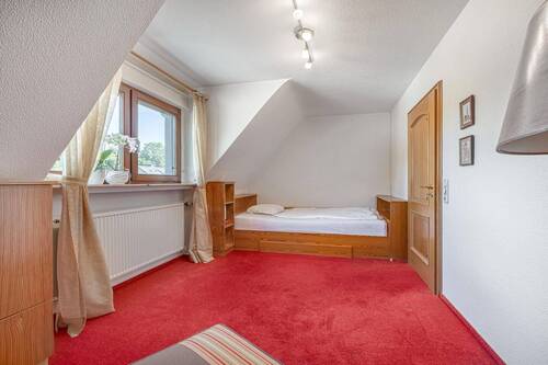 Zimmer 2 - Dachgeschoss - 