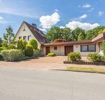 Wohnen und Entwickeln - Einfamilienhaus mit Baugrundstück - Moorrege