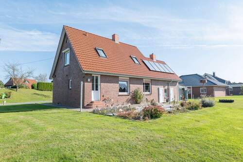 Hinteransicht - 4 Zimmer Einfamilienhaus in Wischhafen