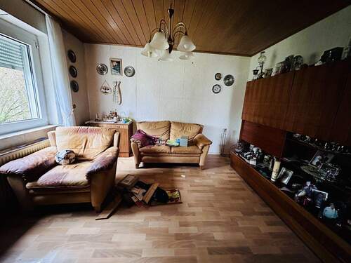 Wohnen - 5 Zimmer Einfamilienhaus zum Kaufen in Ramstein-Miesenbach