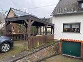 Carport - 7 Zimmer Einfamilienhaus in Veldenz
