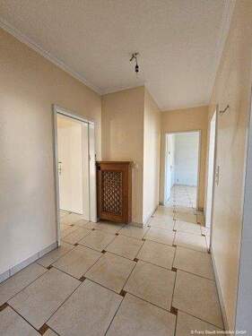 Flur zu den Schlafräumen EG - 