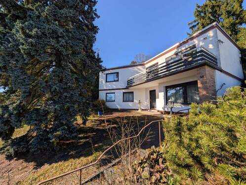 Garten Haus - 7 Zimmer Einfamilienhaus zum Kaufen in Kaiserslautern