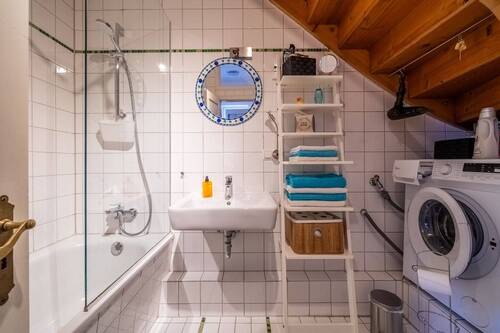 Badezimmer Wohnung - 3 Zimmer Mehrfamilienhaus, Wohnhaus in Landsberg am Lech