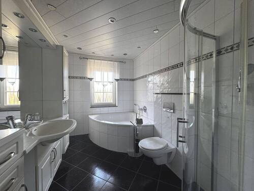 Vollbad im EG - 5 Zimmer Reihenmittelhaus in Oberhausen