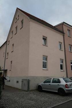 SAM_7778 - Große 3-Zi. mit Laminat, Wannenbad und Garten in guter Lage! Stellplatz mgl.