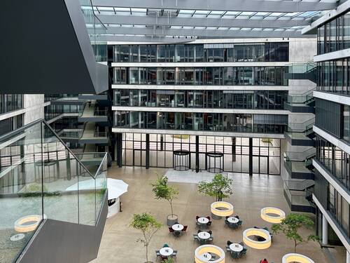 Business-Lounge 1.jpg - 