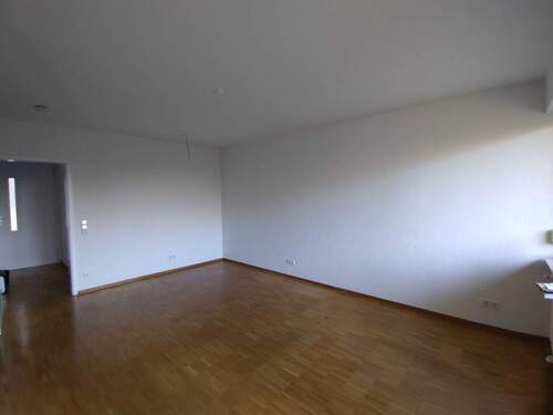 Wohnzimmer - 2 Zimmer Etagenwohnung zur Miete in Mannheim