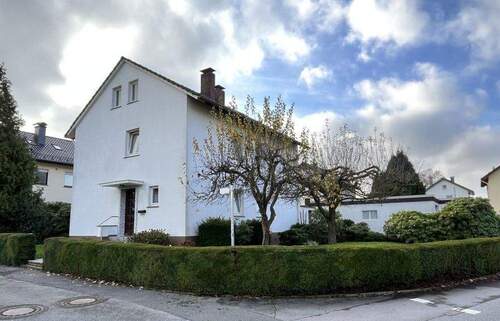 Bild1 - Ein- bis Zweifamilienhaus mit großem Potenzial in zentraler Lage von Leopoldshöhe