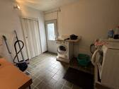 Waschkeller mit Ausgang - 