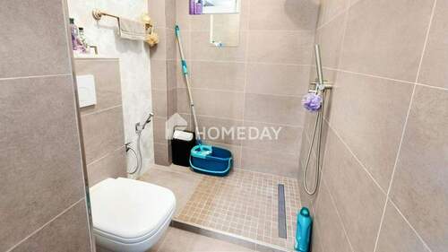 1. OG Badezimmer 2 - 