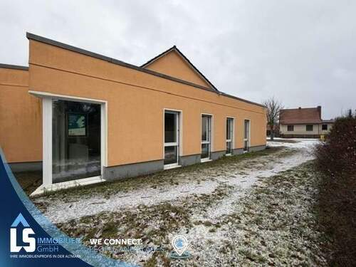 Außenansicht - 3 Zimmer Büro zum Kaufen in Angern