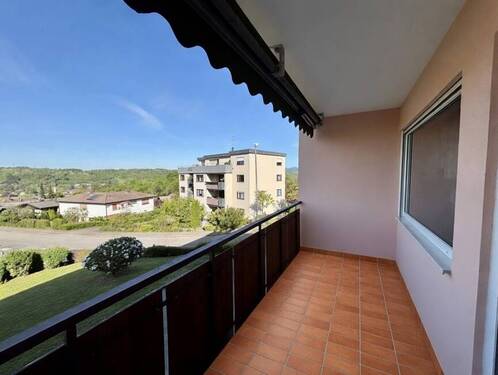 Blick Balkon - 2 Zimmer Etagenwohnung zum Kaufen in Wehr