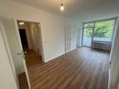 Essbereich mit Ausgang zum Balkon - Etagenwohnung mit 68,00 m&sup2; in Duisburg zur Miete