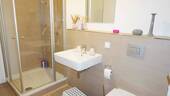 Modernes Duschbad - 