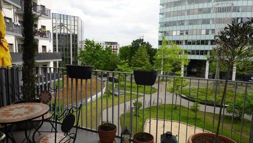 Balkon - 3 Zimmer Etagenwohnung in Düsseldorf
