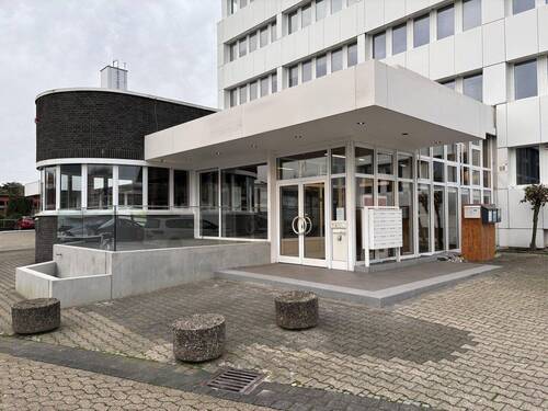 Außen - Büro zur Miete in Neuss