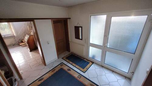 Eingangsbereich - Einfamilienhaus mit 150,50 m&sup2; in Rüsselsheim am Main zum Kaufen