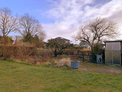 Nutzgarten mit alten Bäumen - 