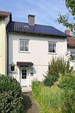 Nordostansicht - Reihenmittelhaus mit 107,40 m² in Lichtenfels zum Kaufen