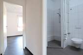 Flur und Bad OG - 