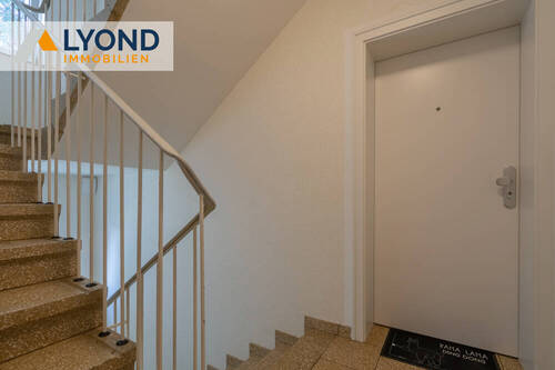 Flur - 2 Zimmer Etagenwohnung zum Kaufen in Dortmund / Schüren