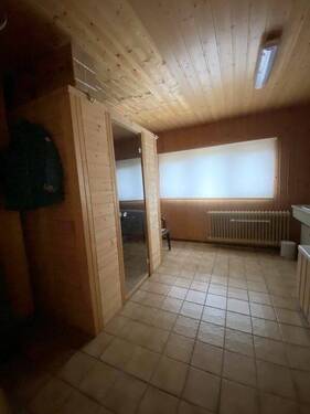 E1411 - (40) - 