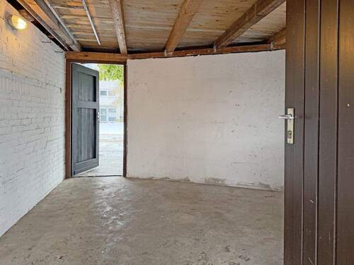 Viel Abstellfläche - 