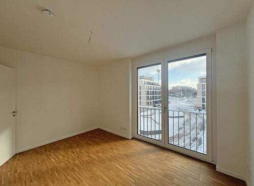 Zimmer 2 - 3 Zimmer Etagenwohnung in Pinneberg