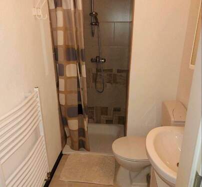 Wohnung 1.OG links - 